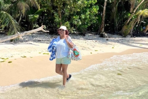 Zapatilla Island Hopping Day Tour