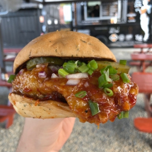Dinamita Burger - Esa Flaca Rica