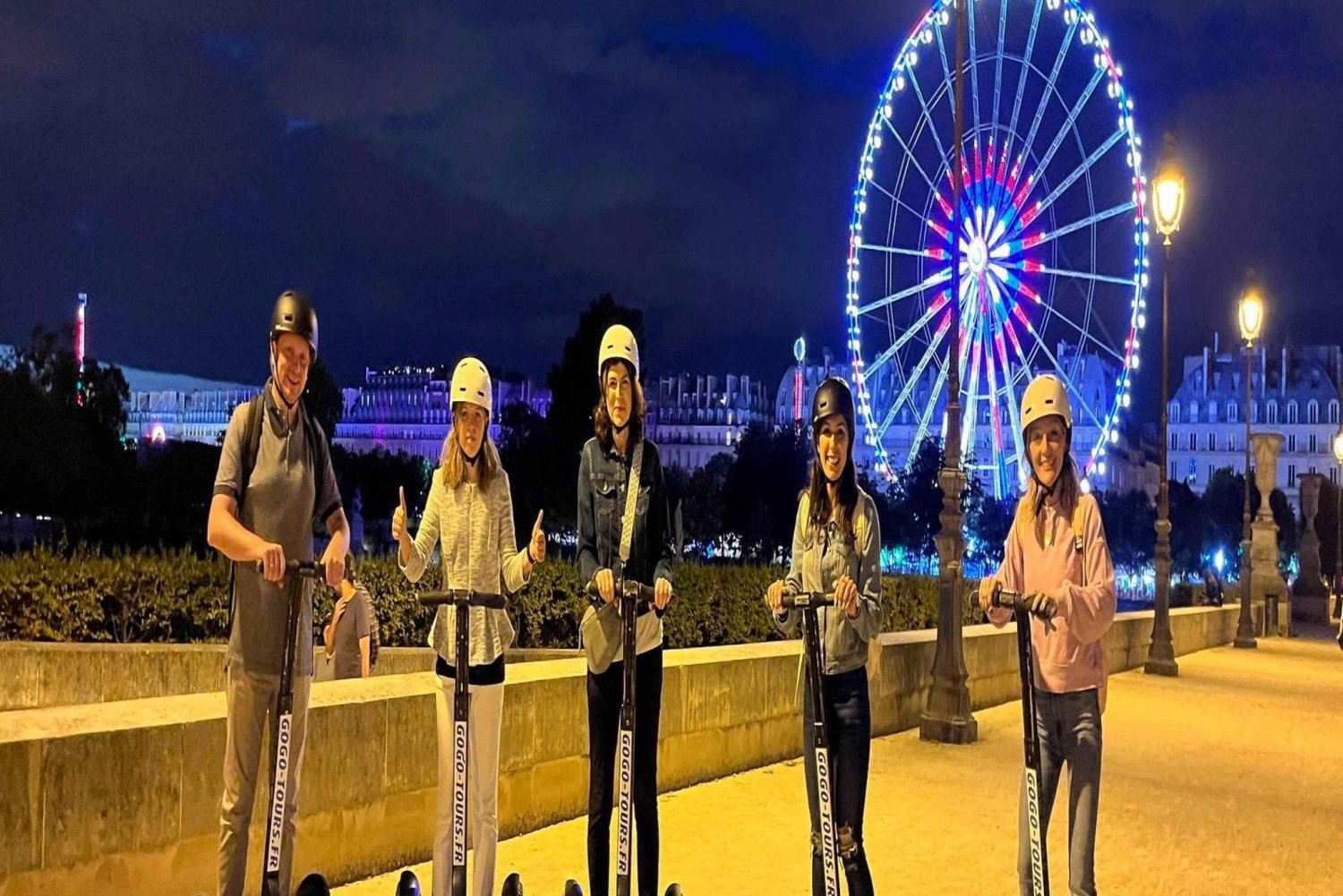 Paris by Night: Segway night tour with a Local Guide