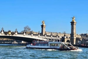 Best of Both Worlds Cruise: From Canal St. Martin to Seine