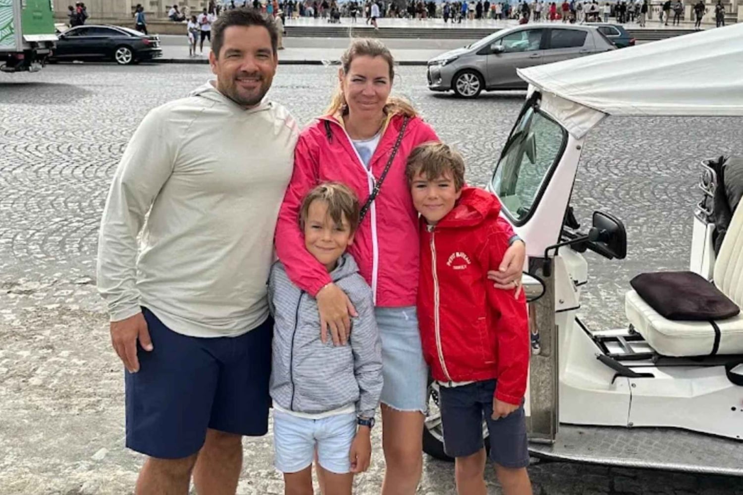 Best of Paris in 2 Hours by Private Electric TukTuk