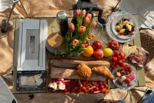 Christmas Rouen & Winter picnic– Private Day Tour from Paris