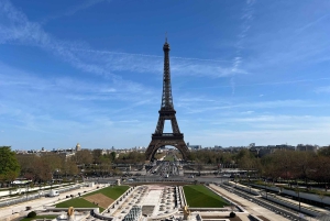 エッフェル塔入場：頂上または2階（オーディオガイド付き）