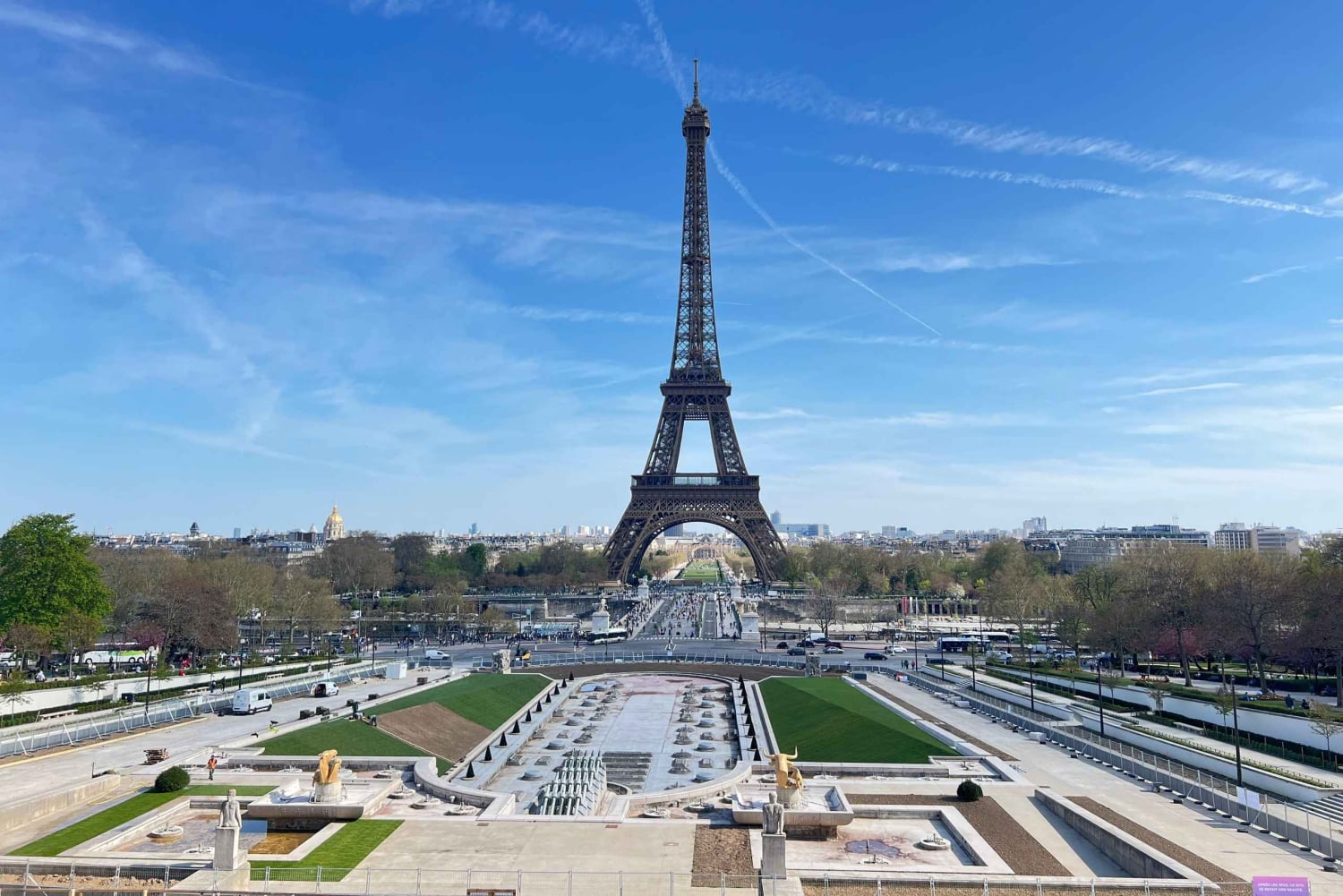 Eiffelturm-Ticket: Spitze oder 2. Etage + Audioguide