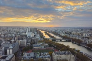 Eiffelturm-Ticket: Spitze oder 2. Etage + Audioguide