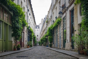 Exploring Paris with a Local: Montmartre to La Seine