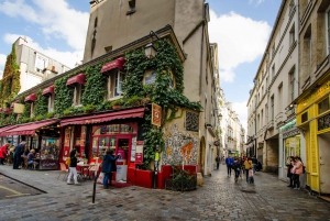 Exploring Paris with a Local: Montmartre to La Seine
