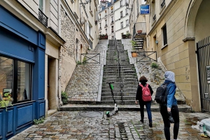 Family Experience: Montmartre Tour