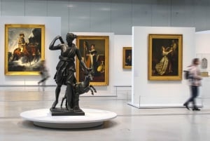 Family Tour of Paris Old Town and Grévin Museum