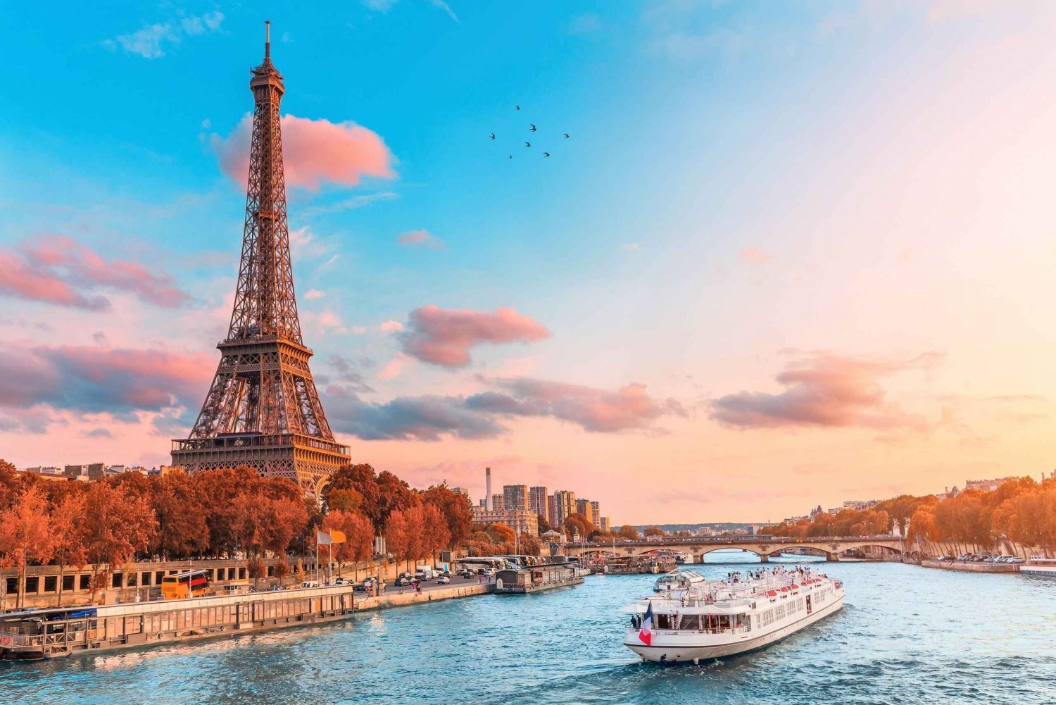From Le Havre: Deluxe Paris Tour with Seine River Cruise