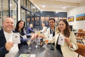 Z Paryża: wycieczka po piwnicach szampana i winnicach oraz degustacja