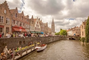 From Paris: Day Trip to Bruges with Optional Seasonal Cruise