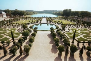 Pariisista: Giverny & Versailles lounaalla.