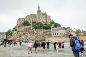 Z Paryża: Całodniowa wycieczka z przewodnikiem do Mont Saint-Michel