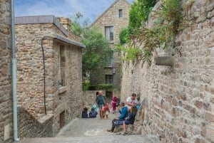 Z Paryża: Całodniowa wycieczka z przewodnikiem do Mont Saint-Michel