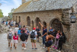 De Paris: Excursão guiada de 1 dia ao Monte Saint-Michel