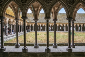 De Paris: Excursão guiada de 1 dia ao Monte Saint-Michel