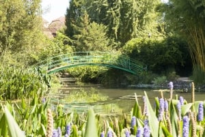 From Paris: Guided Day Trip to Monet's Garden in Giverny