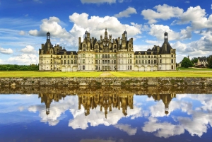 From Paris: Loire Valley Castles Day Trip With Wine Tasting