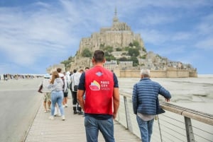Desde París: Excursión al Monte Saint-Michel con servicio de recogida del hotel