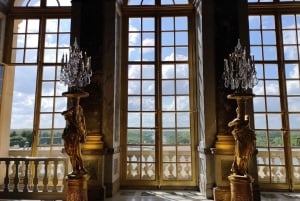 From Paris: Skip-the-Line Palace of Versailles Bike Tour