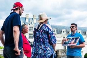 From Paris: Small-Group Loire Valley Castles Full-Day Tour