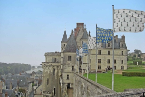 From Paris: Small-Group Loire Valley Castles Full-Day Tour