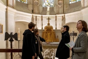 From Paris: Small-Group Tour of Loire Castles