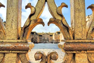 Depuis Paris : visite guidée de Versailles avec billet coupe-file
