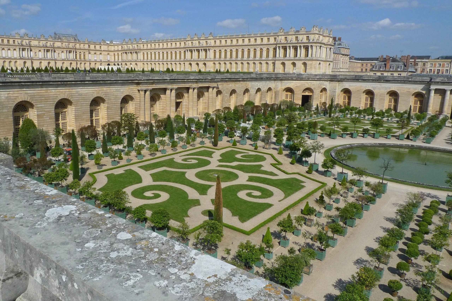 Desde París: experiencia guiada por el palacio y los jardines de Versalles