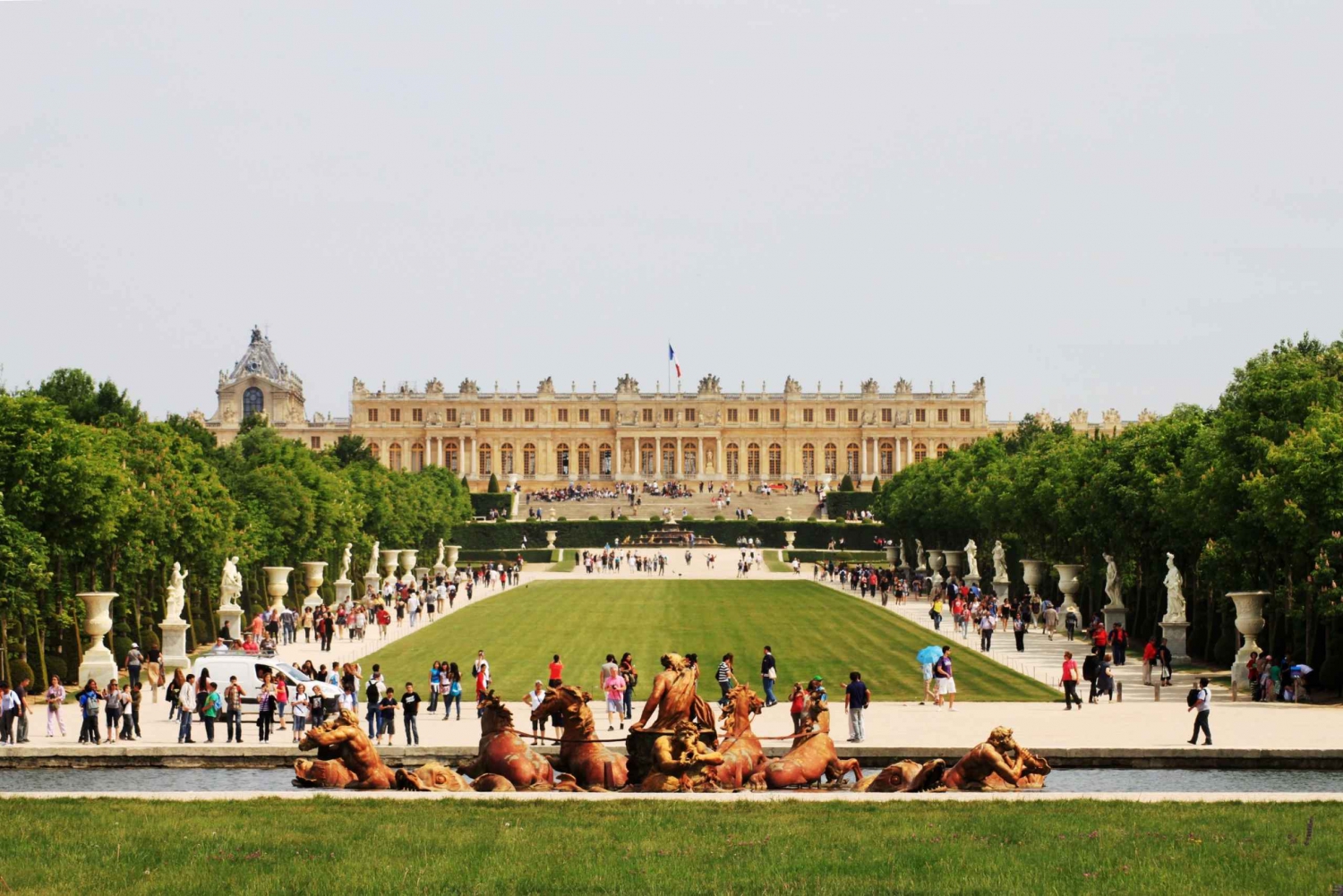 From Paris: Versailles Palace & Garden Bike Tour w/ Tickets