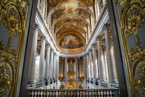 From Paris: Versailles Palace & Gardens Private Guided Tour