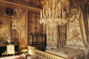 Desde París: Visita guiada al Palacio de Versalles con traslados en autobús