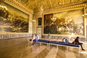 Da Parigi: Biglietti per la Reggia di Versailles con guida autonoma e giardini