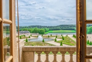 From Paris: Versailles Palace Small Group Half-Day Tour