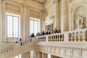 From Paris: Versailles Skip-the-Line Tour & Gardens Access