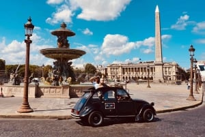 Guided Tour of Paris in Classic Convertible