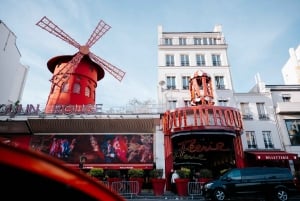 Guided Tour of Paris in Classic Convertible