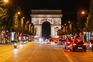 Guided Tour of Paris in Classic Convertible