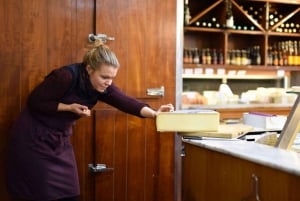 Paris: Living Cheese Museum Guided Tour with Cheese Tasting