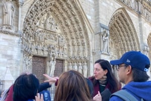 Notre Dame Cathedral Exterior Walking Tour w/ Fast Access