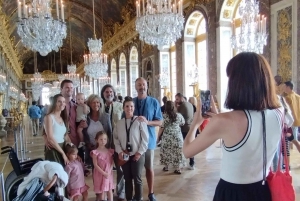 Intimate Versailles Palace: Private & VIP Guided Tour