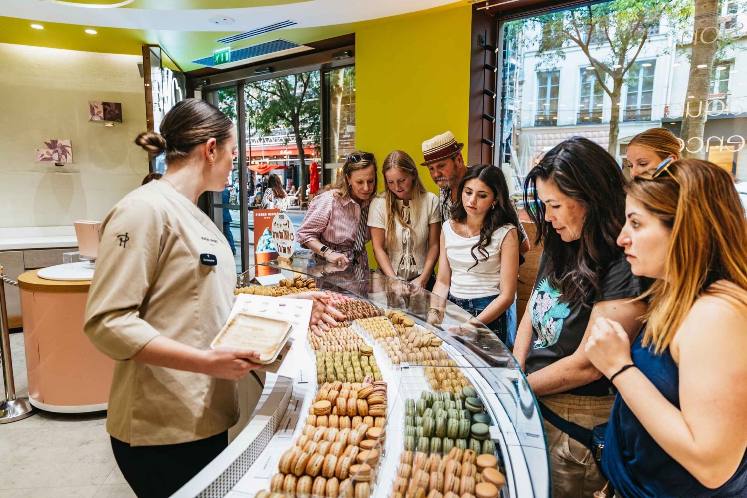 Le Marais matvandring med ost, vin og bakverk