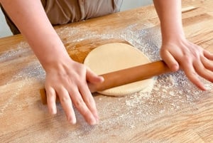 Paris: French Croissant Baking Class with a Chef