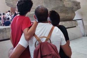 Tour guiado sin colas al Museo del Louvre en grupo reducido