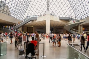 Louvre Museum: Skip-the-Line Guided Tour