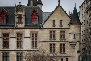 Tour a piedi del Marais: gli intrighi dei re di Francia