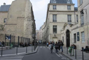 Marais Walking Tour: Lifestyle in Paris