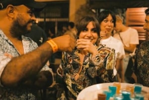 Marselha Pub Crawl: Explora à noite, conhece, convive e festeja