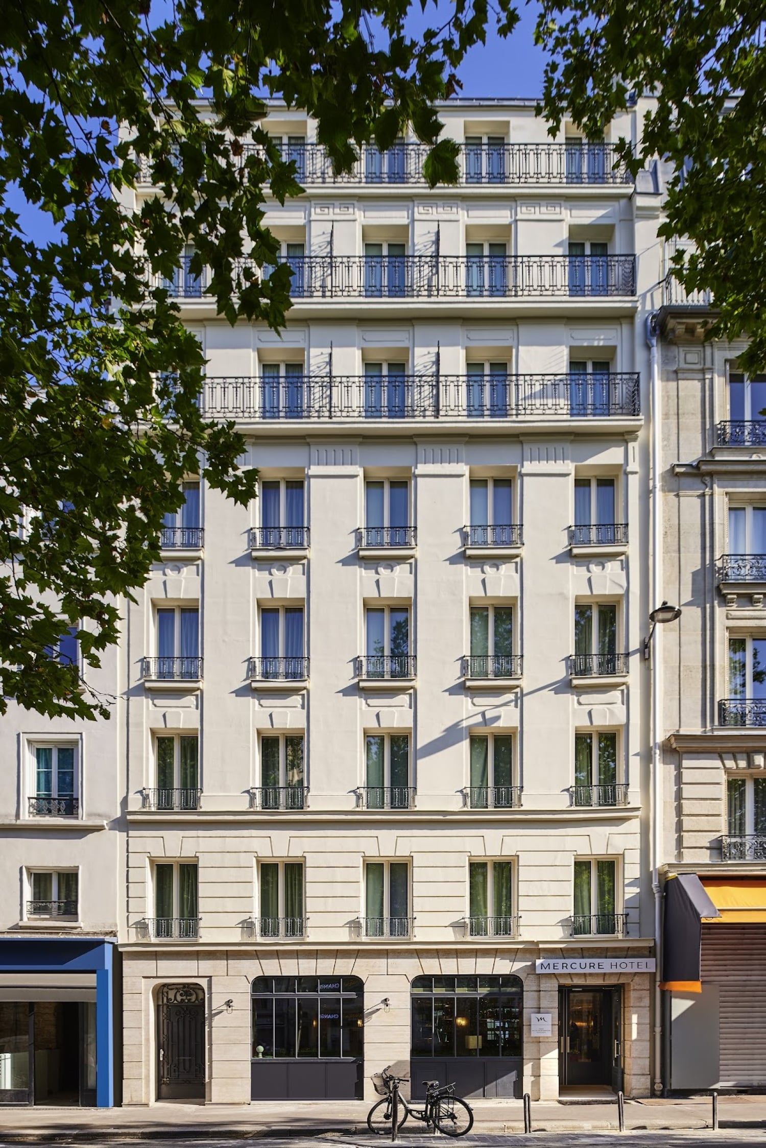 Mercure Paris Butte Montmartre Basilique